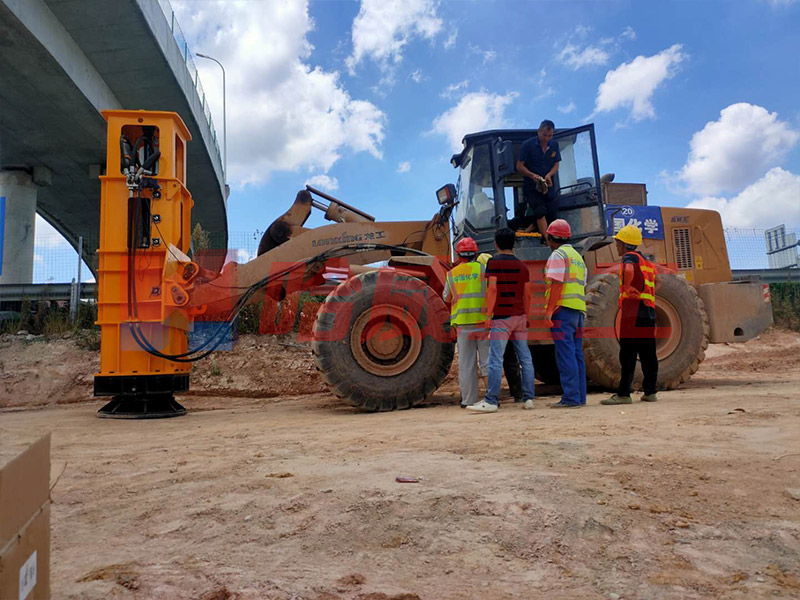 挖掘機(jī)打夯錘