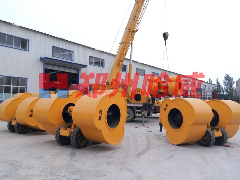 梅花(huā)碾壓路(lù)機(jī)