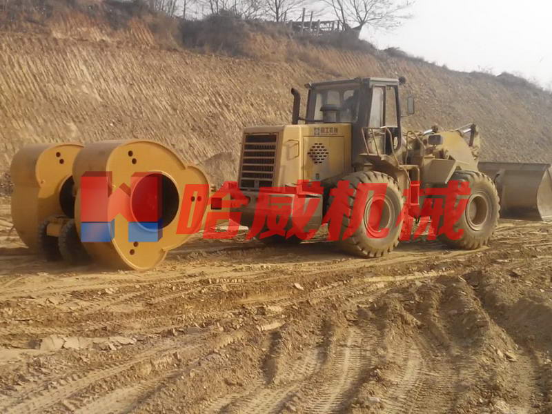 32kj沖擊壓路(lù)機(jī)