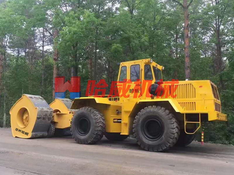 甘肅蘭州沖擊壓路(lù)機(jī)施工(gōng)