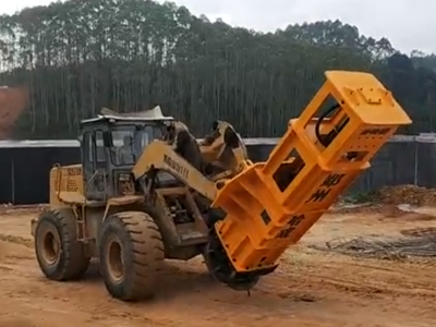 新疆伊甯液壓夯實機(jī)施工(gōng)視(shì)頻(pín)