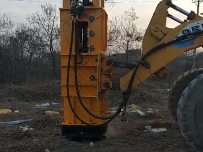 貴州凱裡(lǐ)市(shì)液壓夯實機(jī)施工(gōng)視(shì)頻(pín)