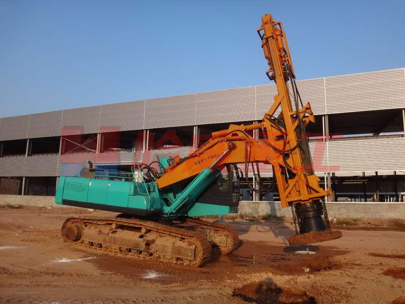 高(gāo)速夯實機(jī)