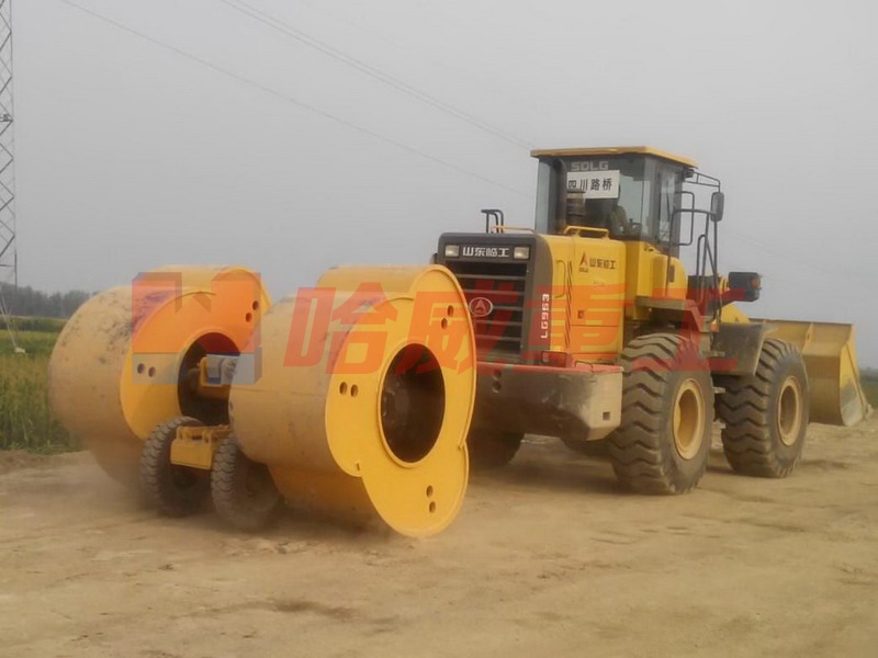 沖擊式壓路(lù)機(jī)廠(chǎng)家(jiā)