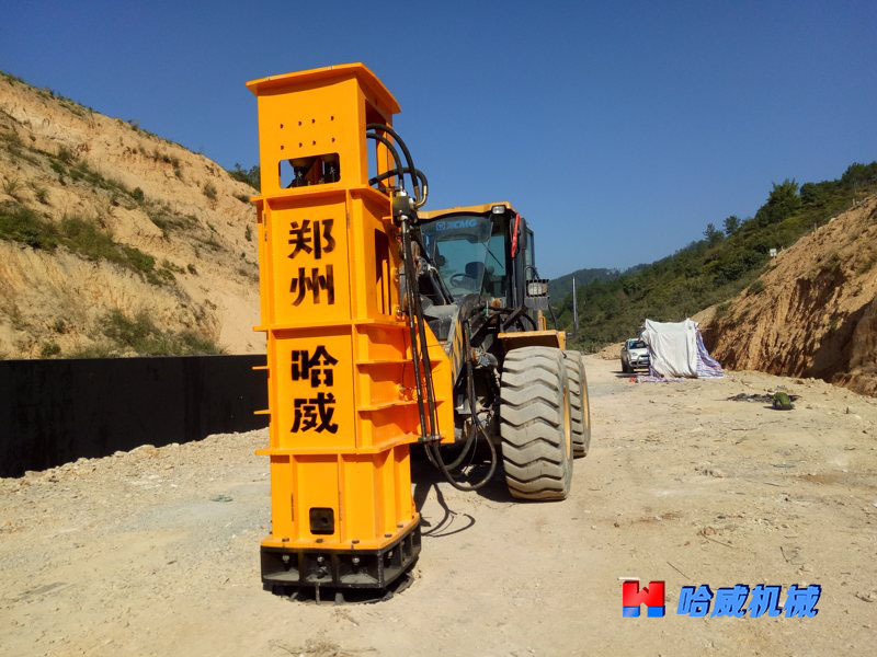雲南(nán)省昆明(míng)液壓夯實機(jī)施工(gōng)案例