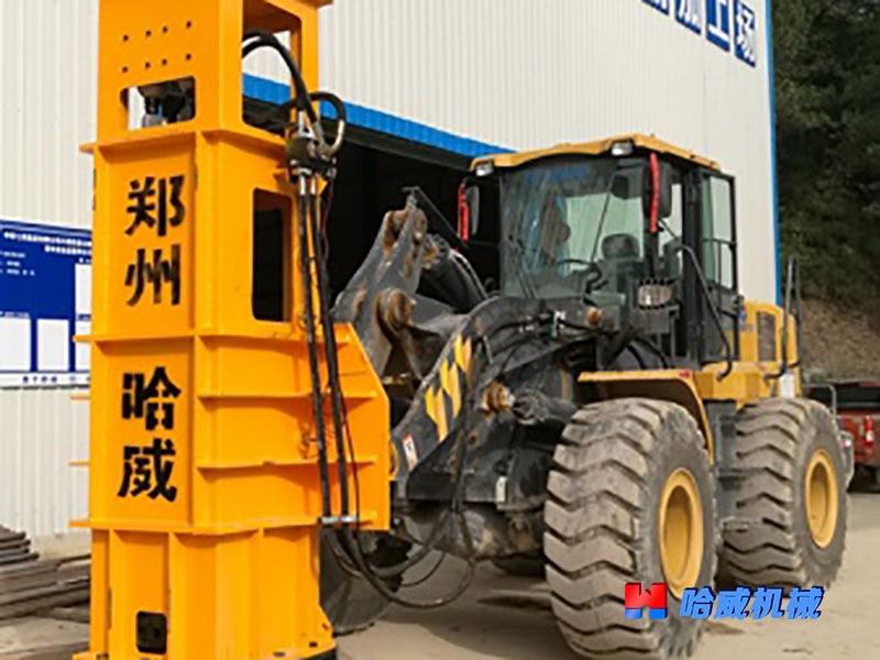 張掖至汶川液壓夯實機(jī)施工(gōng)案例