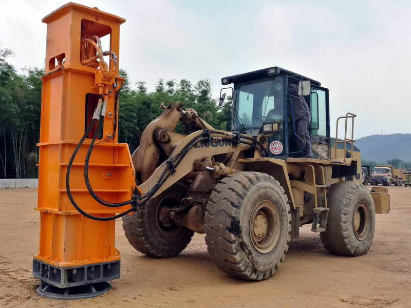 濟南(nán)市(shì)液壓夯實機(jī)施工(gōng)案例