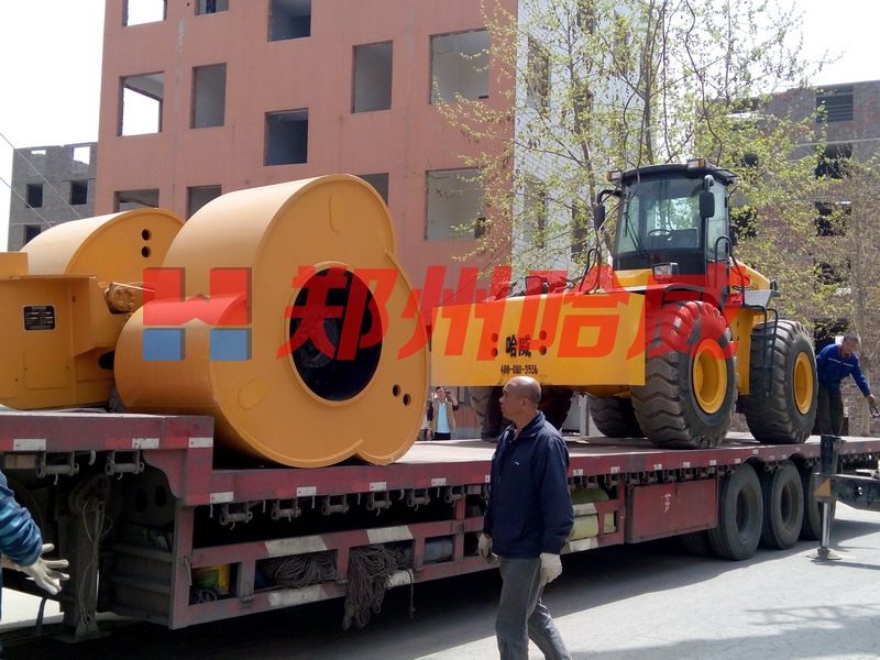 沖擊壓實機(jī)