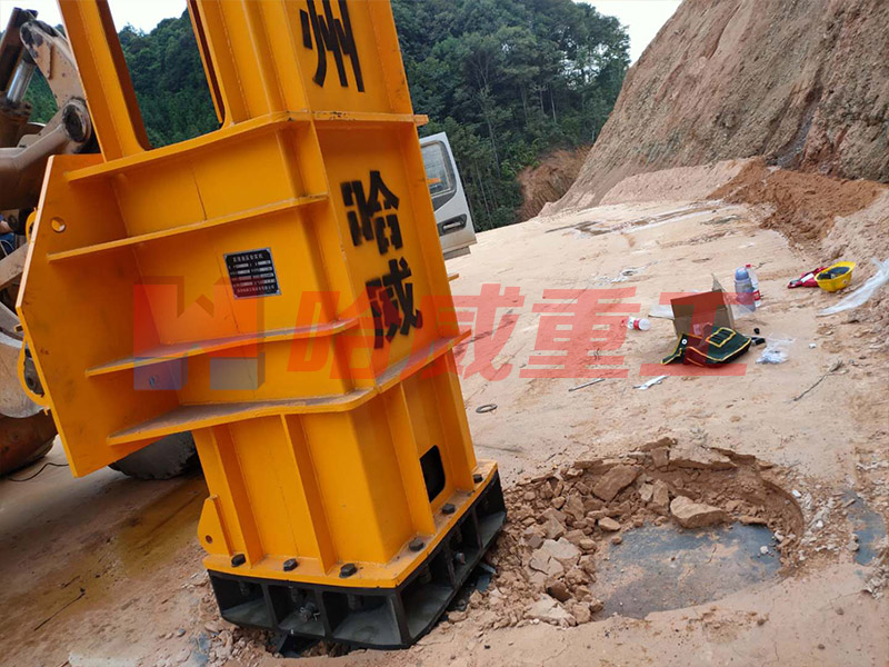 高(gāo)速液壓夯實機(jī)多(duō)少(shǎo)錢(qián)