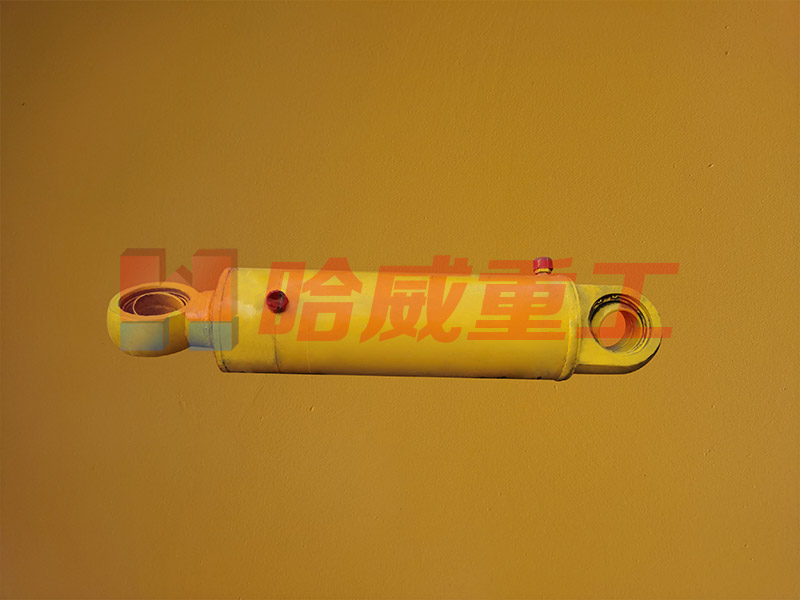 沖擊壓路(lù)機(jī)配件(jiàn)