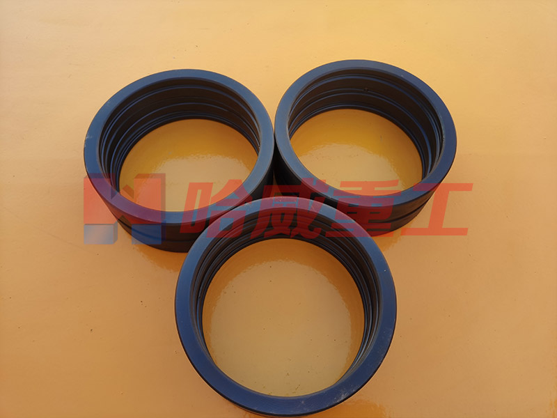 沖擊壓路(lù)機(jī)配件(jiàn)