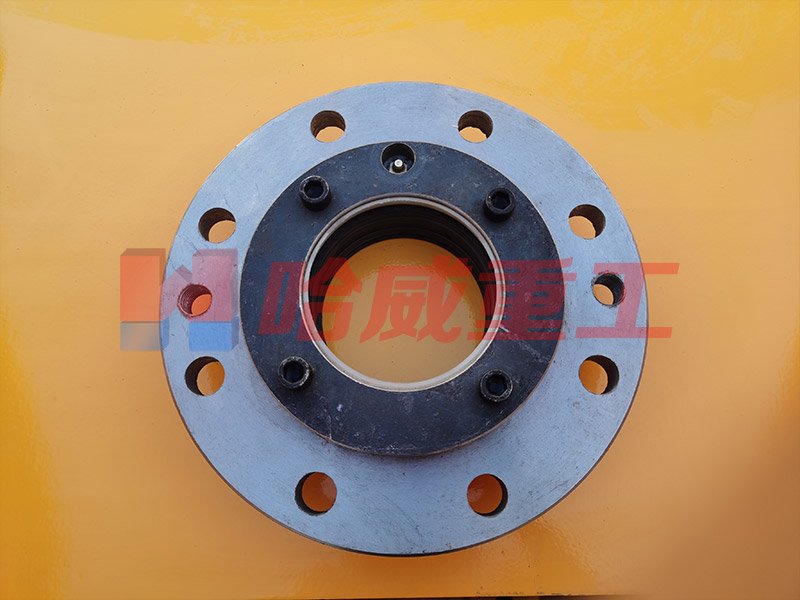 沖擊壓路(lù)機(jī)配件(jiàn)